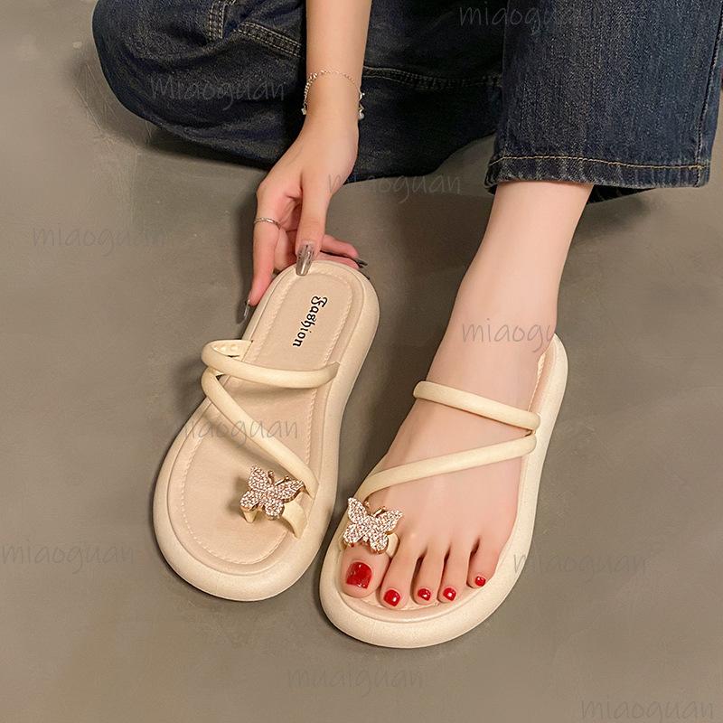 

Fashion Shiny Crystal Butterfly Flat Slippers Women Plus Size Light Comfort Clip Toe Slippers Summer Thick Sole Platform Casual Slides 40-41 бежевый
