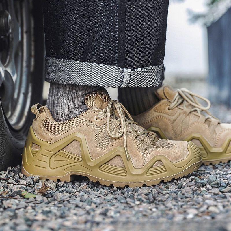 Fashion Shoes for Men Outdoor Hiking Combat Shoes Low-top Non-slip Wear-resistant Thick-soled Climbing Men's Shoes Zapatillas De Hombre