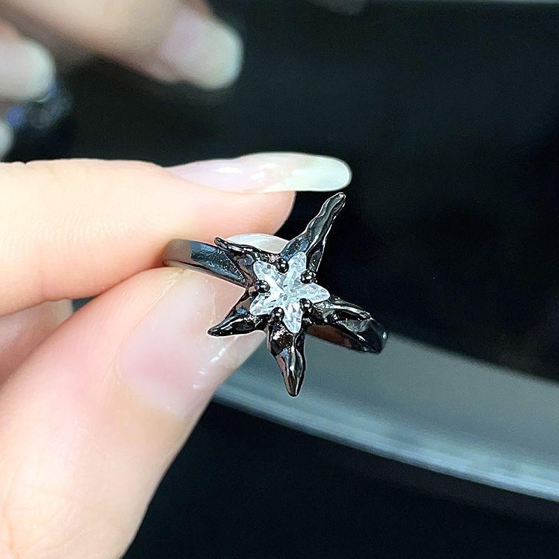 2024 Gothic Unisex Star Ring Set Punk Grunge Cross Star Woman Man Jewelry Hip Hop Party Street Ring Accessories New Gift