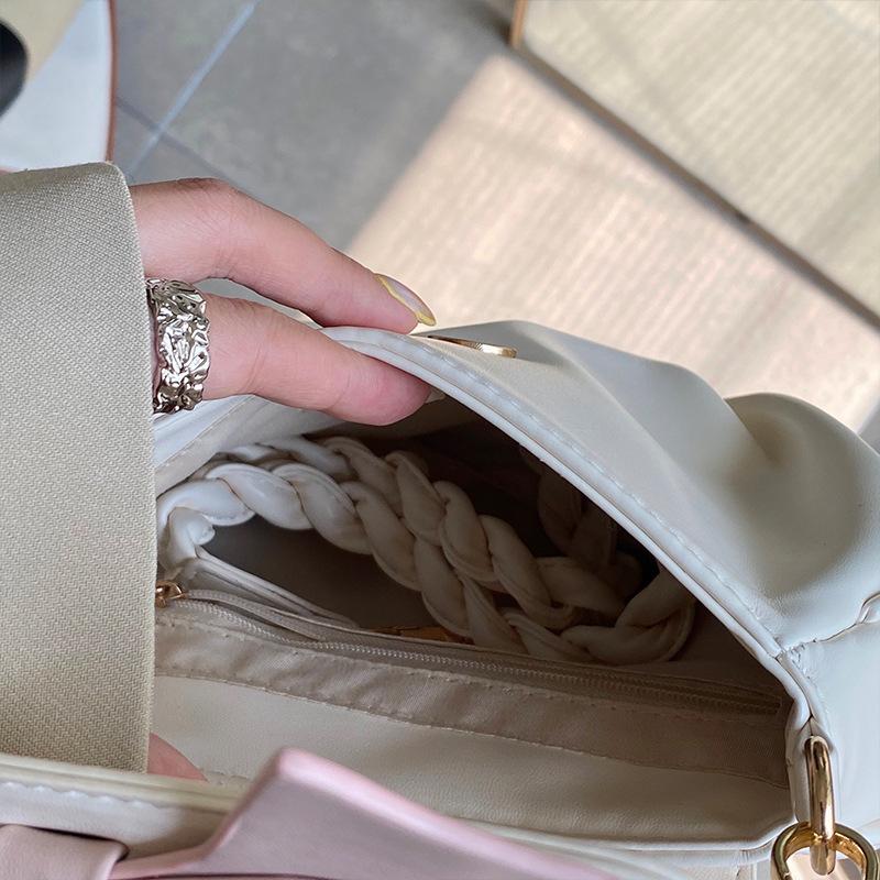 Summer Sweet and Cute Bow Small Round Bag, Pleated Cloud Bag Soft Shoulder Messenger Bag Women
