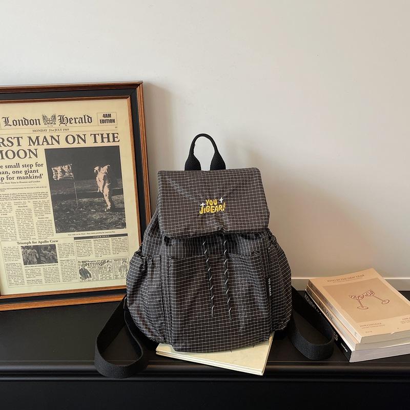 Casual Large Capacity Backpacks for Women 2026 Spring New Korean Style Lightweight Travel Bag Solid Color Student School Bag