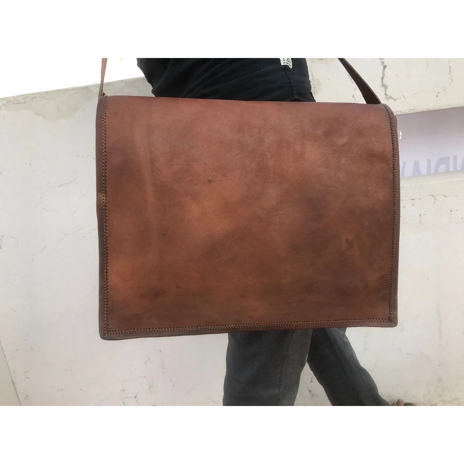 

Men s Genuine Vintage Leather Satchel Messenger Handbags Laptop Briefcase Bag 18 x 14 x 6 in