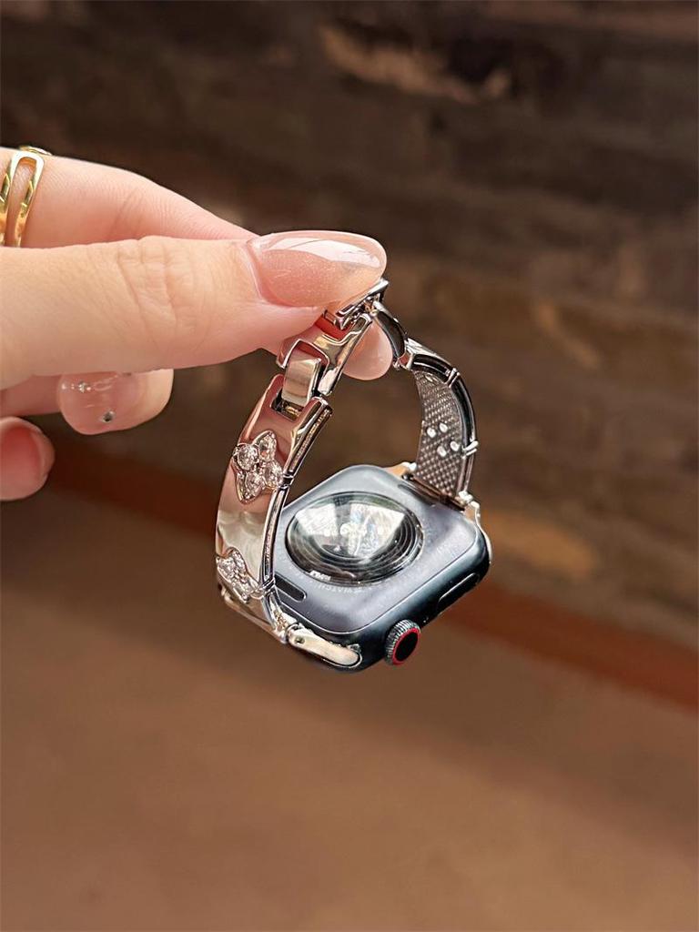 Compatible with Apple Watch Series 11, Huawei GT6, and Xiaomi 9 Pro: Diamond Four-Leaf Copper Chain Band iWatch1098E