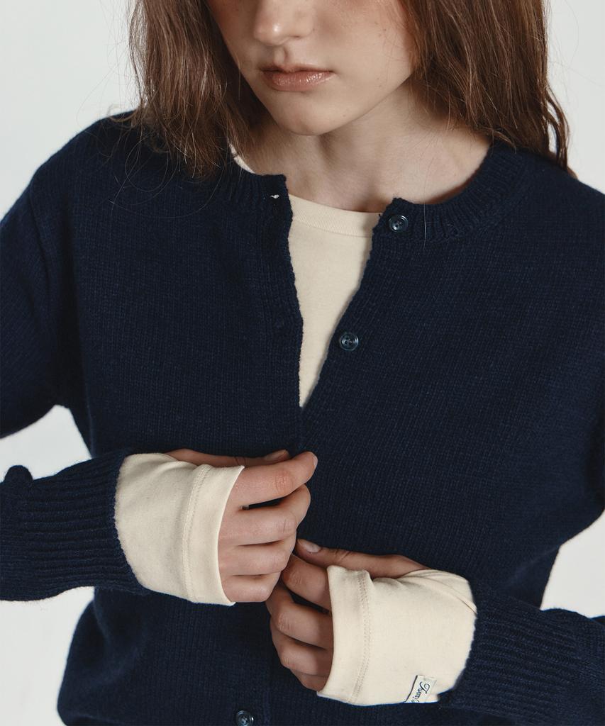 Isibchilwai Wool Round Neck Knit Cardigan (Navy)