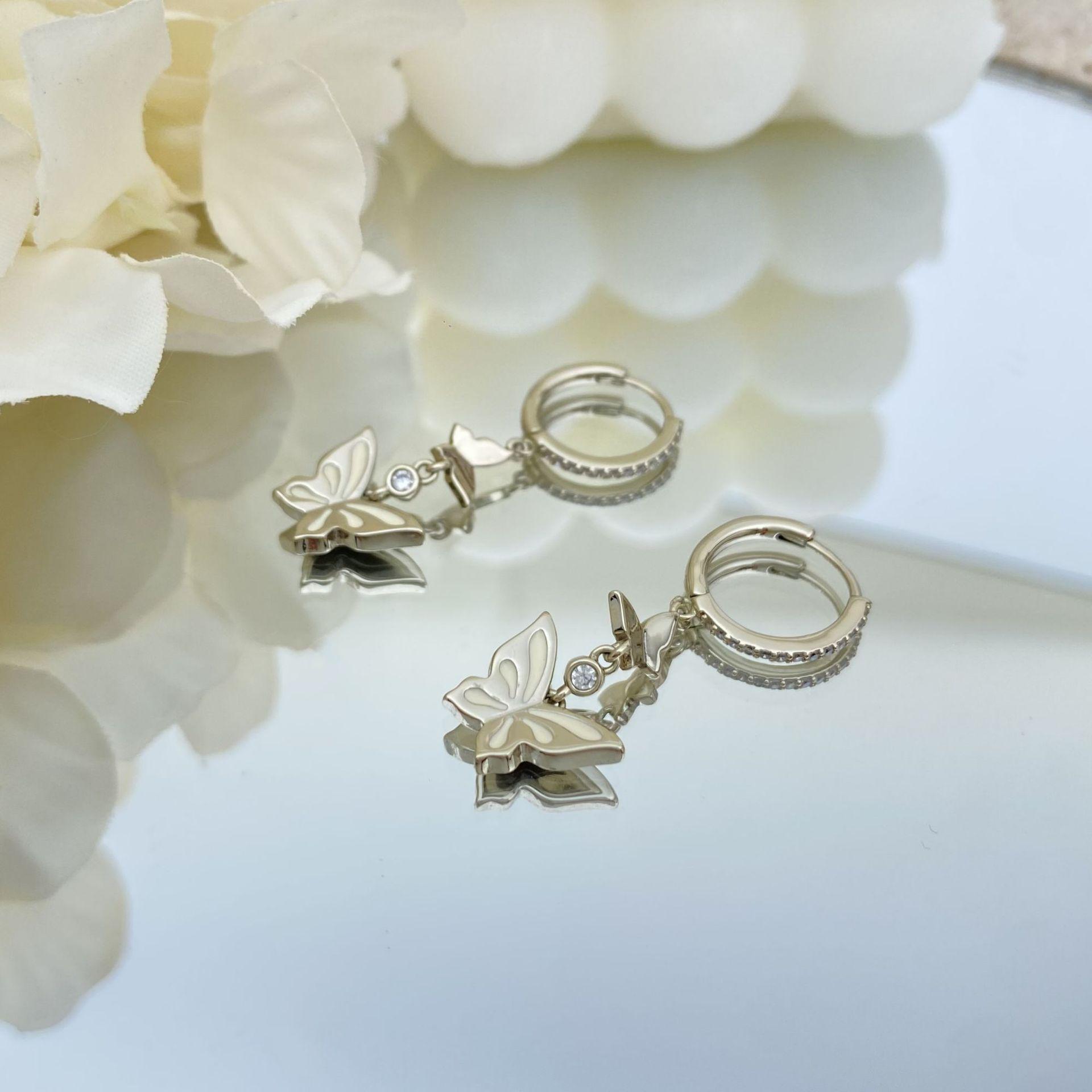 

High-End Exquisite Butterfly Tassel Earrings - Women s Light Luxury, Unique Sweet Design, and Elegant Long Style. золотой/кофейный