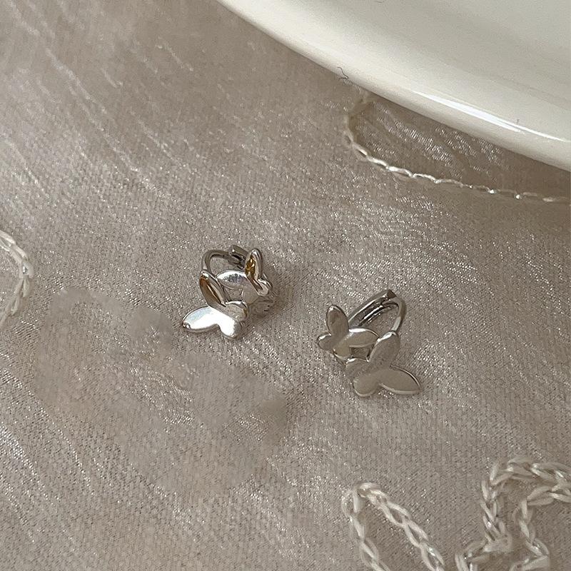 

Cool Photosensitive Surface Double Butterfly Metal Ear Buckle Women S Small And Exquisite Personality Fashion Elegant Versatile Earrings