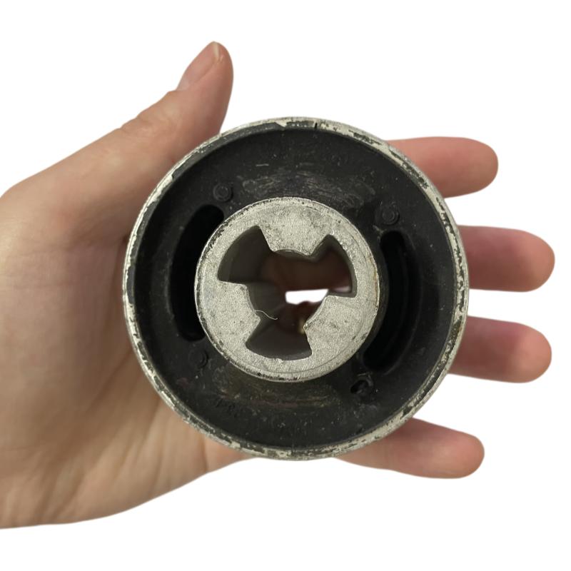 New 1044358-00-A For Tesla Model 3/Y High Quality Durable Front Suspension Lower Arm Elbow Rubber Bushing 104435800A 1044358