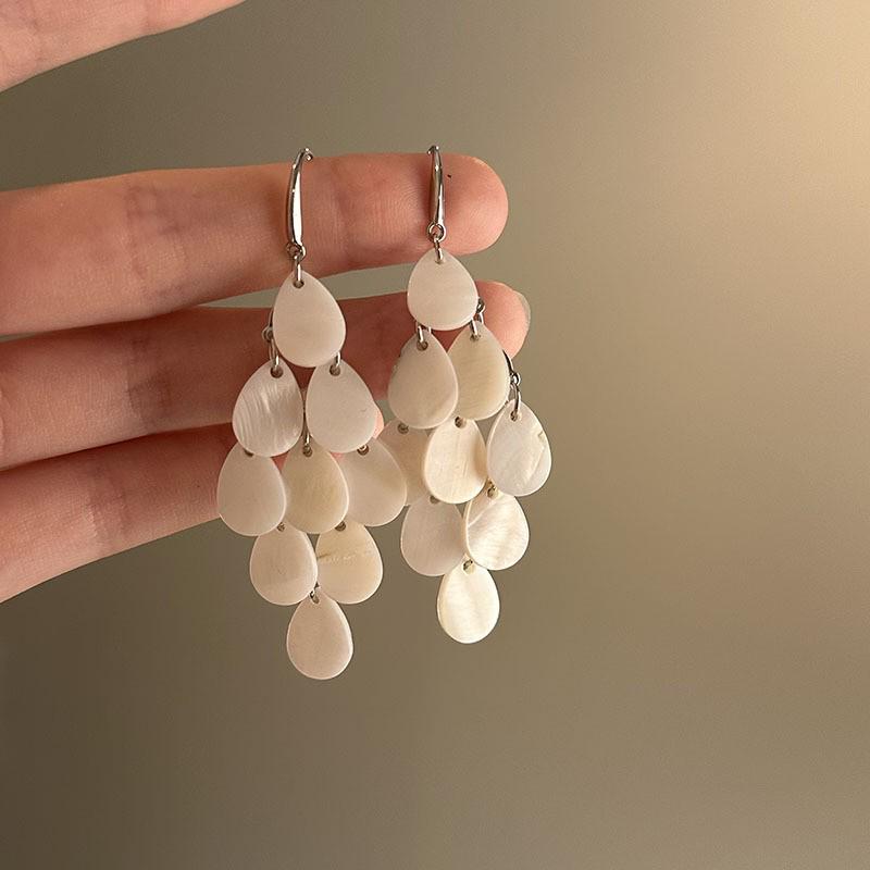 Silver Geometric Seashell Tassel Stud Earrings – Beach Vacation Style for Women