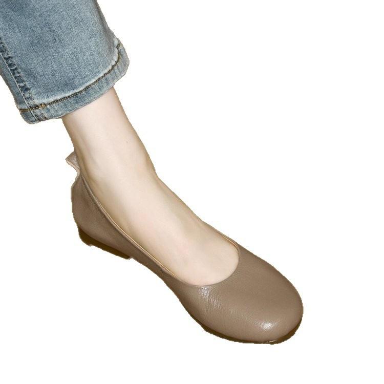 French style soft leather round head flat-soled single shoes women's 2025 new comfortable soft-soled one-pedal low-heeled shallow-mouth mother shoes