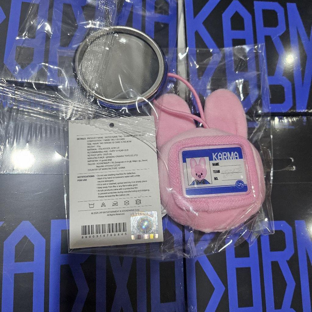 [USED] CHANGBIN STRIKES KARMA Pop-up Name Tag Bonus Mirror