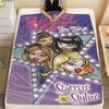 1 Manta de Franela con Estampado Bratz, Alta Calidad para Todas las Estaciones, Decoración del Hogar, Calidez y Confort, Perfecta para Regalos de Navidad