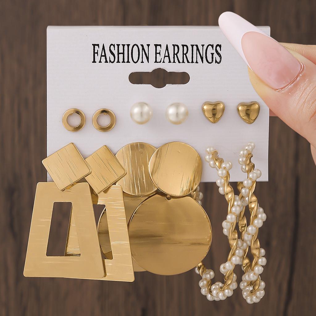 Hot Sale Vintage Gold Geometric Ladies Earrings Set Pearl Diamond Earrings Earrings Pair