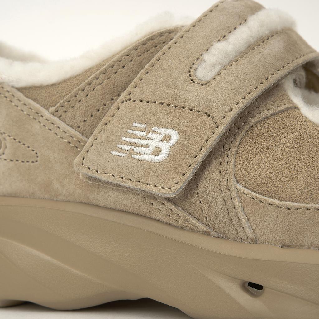 New Balance Winterbrise Fleece Mary Jane Beige Damen Sneaker Braun Weiß SD2205BE
