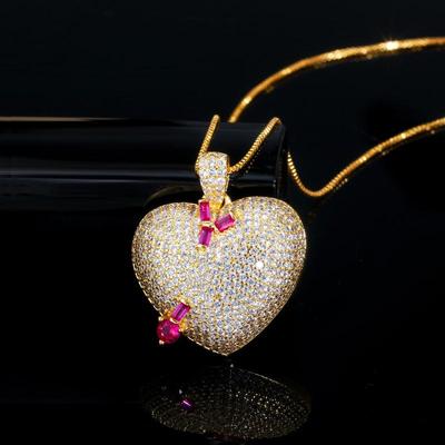 WWJ Dazzling Cubic Zirocnia Yellow Golden Color Love Heart Shape Chain Pendant Necklace
