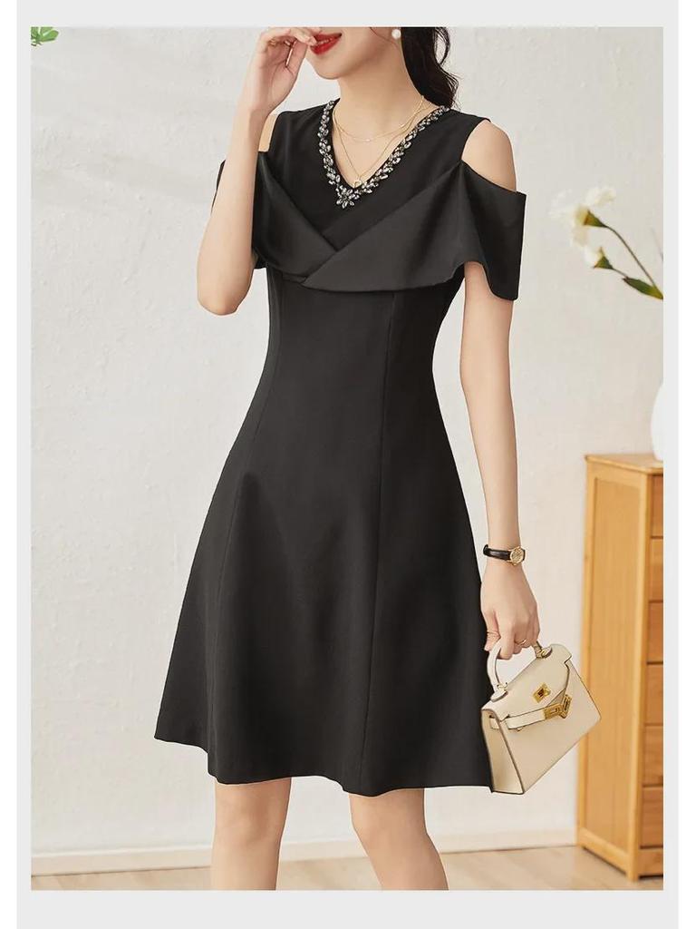 Nanyou Elegant Diamond V-Neck Off-Shoulder Slim Dress for Women