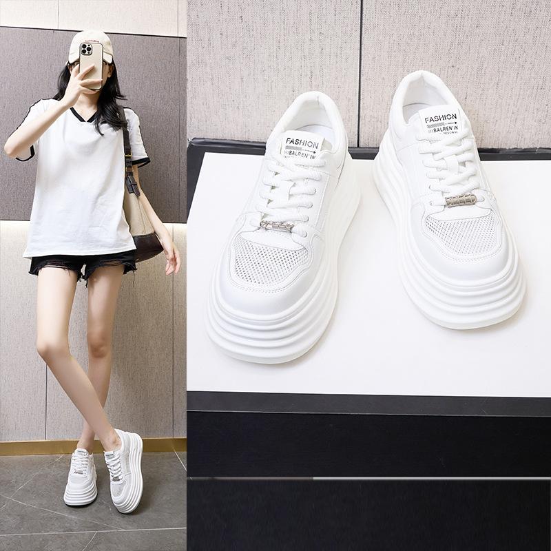 2025 new leather mesh white shoes women's platform Korean version sports shoes women's inner height increase casual lace-up board shoes women