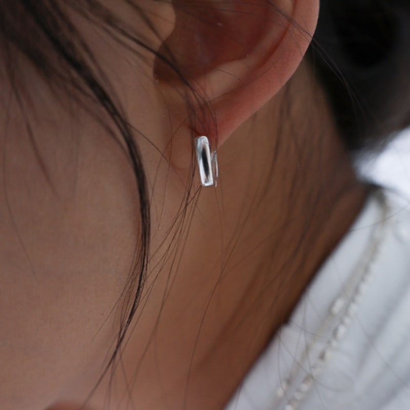 MERITY Square One-touch Earrings