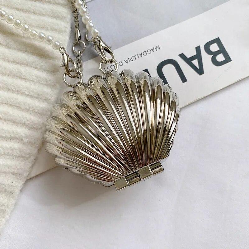 2024 New Summer Lipstick Bags For Women Fashion Pearl Mini Purse Crossbody Bag High Quality Gold Shell Bag Designer Shoulder Bag