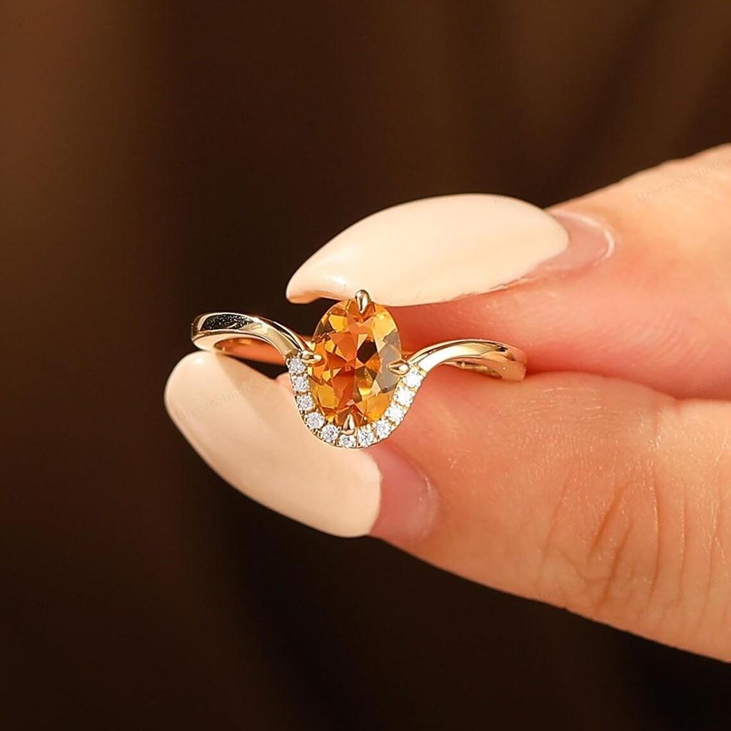 Elegant Oval Yellow Diamond S925 Sterling Silver Ring for Women - Exquisite and Unique European-American Design