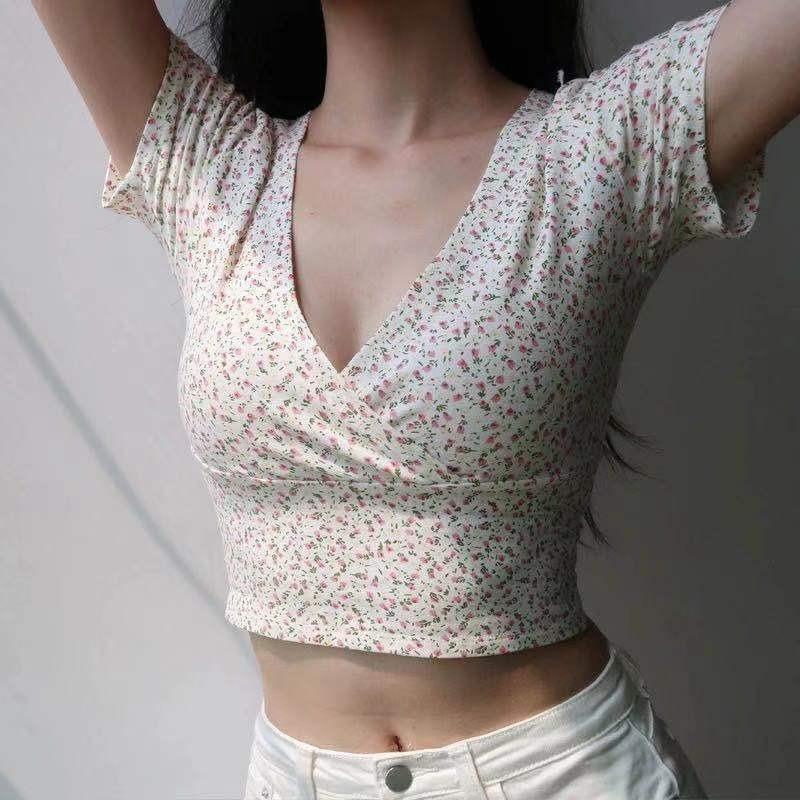 New Floral Short Umbilical Top for Women with Summer Slim Fit and Slim V-neck Short-sleeved Korean T-shirt for Women