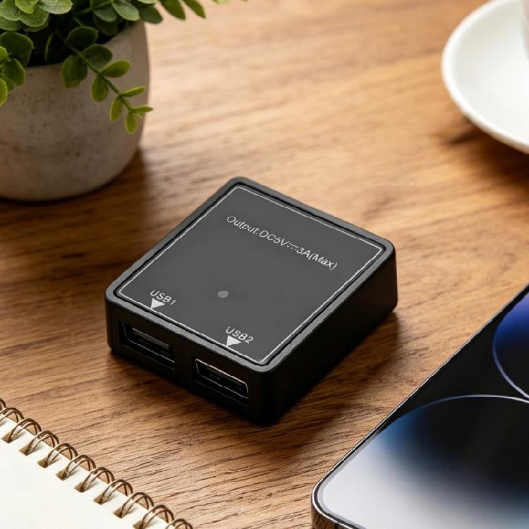 Robuster ABS-Solar-Ladegerät-Adapter mit doppeltem USB-Ausgang (5V 3A) für zuverlässige Stromversorgung bei widrigen Wetterbedingungen