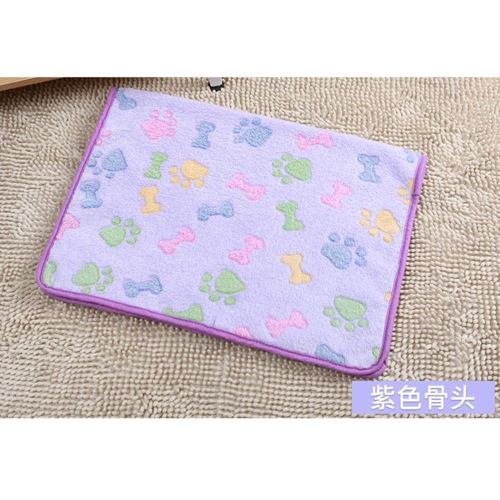 Pet Blankets, Kennel Pads, Dog Blankets, Autumn and Winter Warm Blankets, Coral Fleece