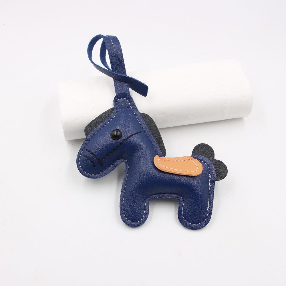 

Модный ланьярд и подвеска для сумки в год Лошади: Аксессуары для мгновенного богатства и успеха Lanyard Little Horse