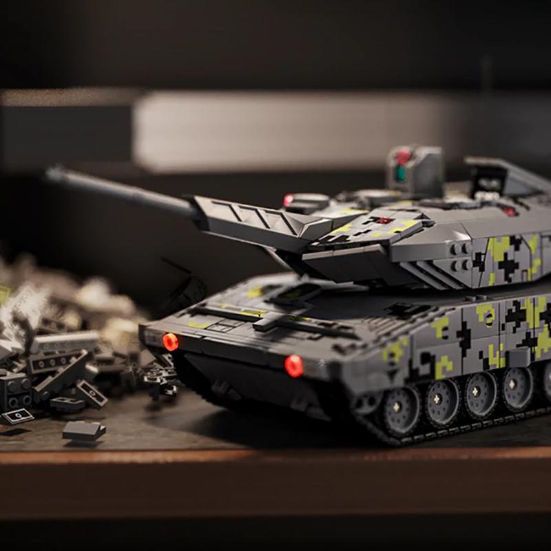 Military Technicial KF51 Panzer Building Blocks WW2 Army Heavy Tank 4 Figures Assembly Brick Model Kit Adults Kids Gifts 2235PCS