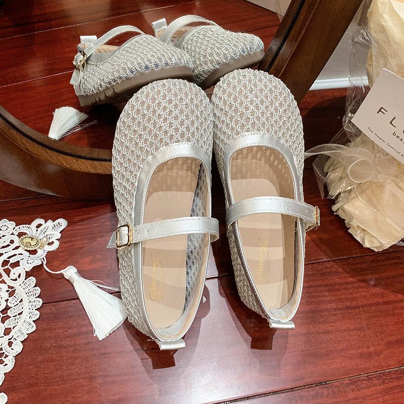 2025 summer new single shoes women's one-word buckle fishing net shoes hollow breathable Mary Jane shoes