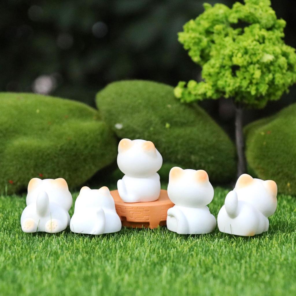 Entzückende Cartoon-Kätzchen-Plüschpuppe - Kreatives DIY-Puppenhaus und Gartendekoration für Schreibtische