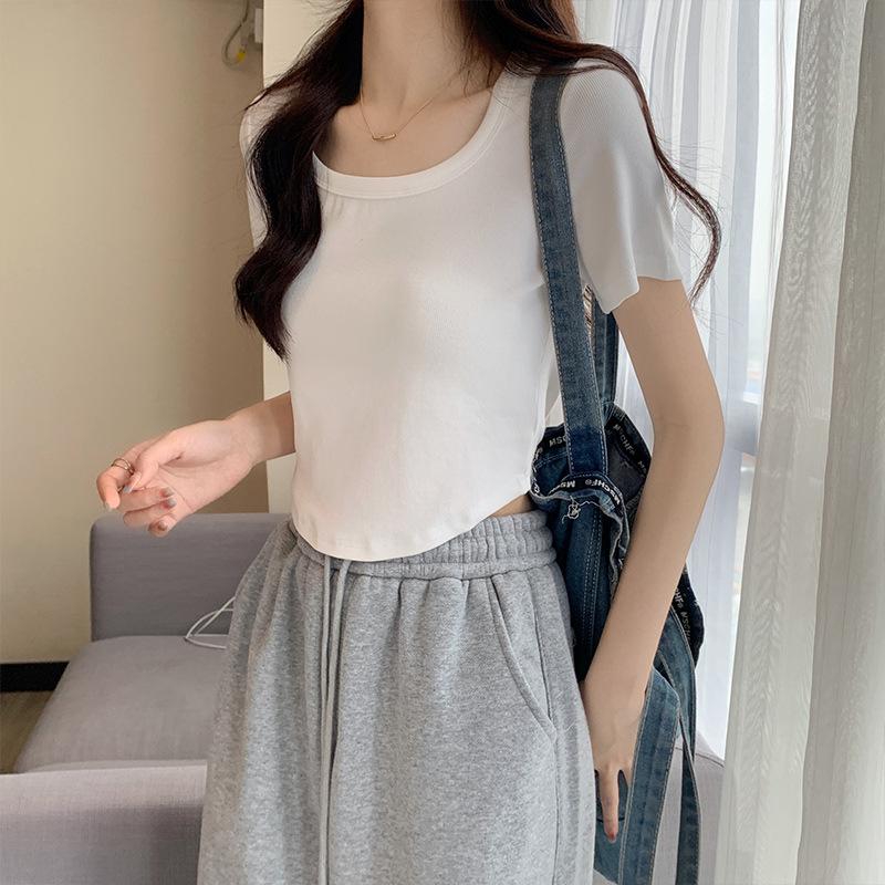 Design niche curved hem round neck short macaron T-shirt female summer hot girl versatile short-sleeved tops