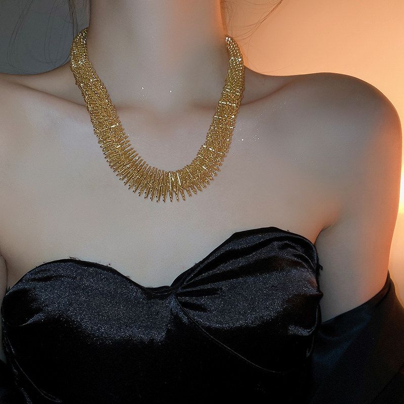 Fashion Exaggerated Necklace 2025 New Arrival Best Selling Short Necklace Female Fancy Light Luxury Minority Necklace Accessories