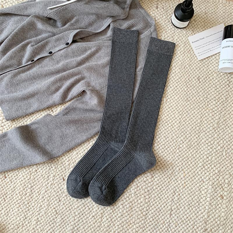 Ladies Autumn and Winter New Simple Solid Color All Kinds of Micro Pressure Thin Ballet Wind Calf Pile Socks