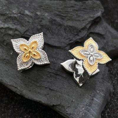 Orecchini di lusso con motivo a quadrifoglio a fiocco con nodo in erba di Tang color oro e argento, adatti per gioielli di moda per feste quotidiane da donna