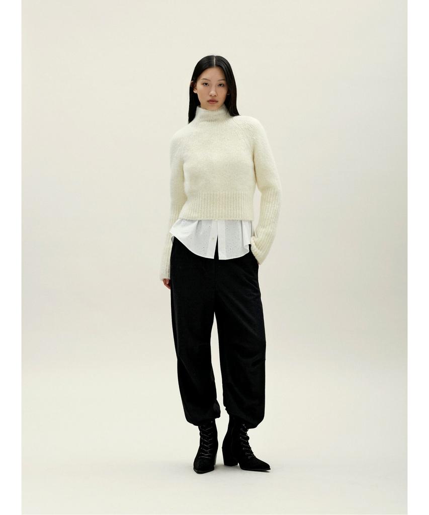 Anggae Classic Half Neck Pullover Ivory