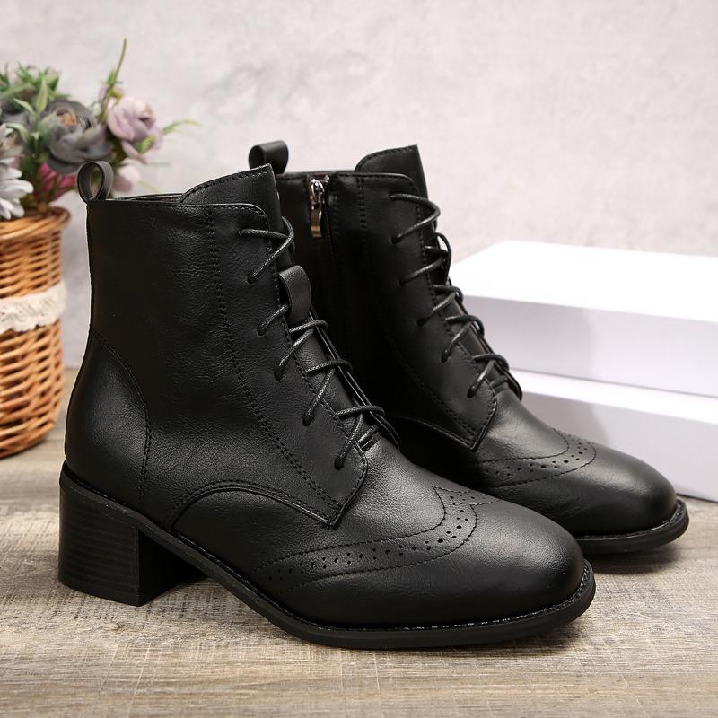 Große Größe neuer Herbst- und Winter-Seitenreißverschluss Retro-Stil spitze Zehen dicker Absatz Damen Kurzstiefel Schnür-Martin-Stiefel