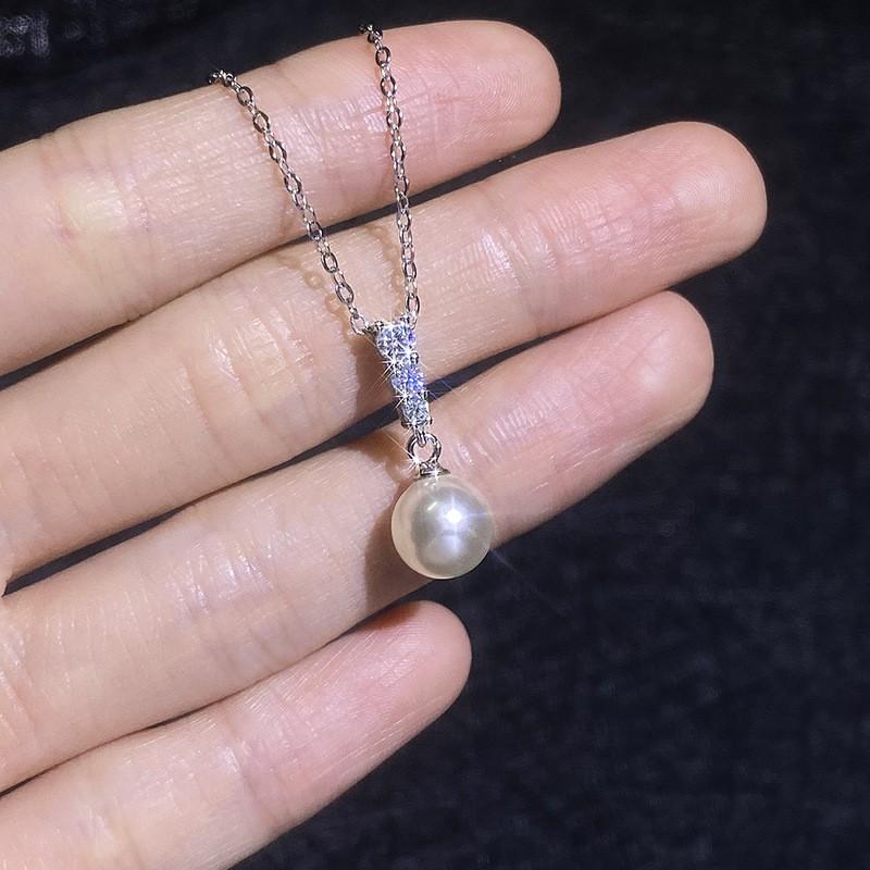 Moissanite Shell Pearl Necklace Clavicle Chain Women Vintage Elegant Light Luxury Jewelry