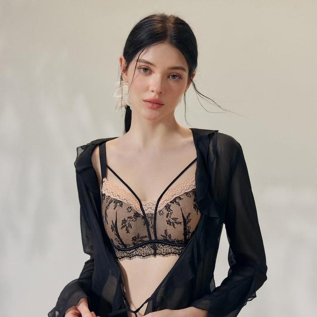 French Lingerie Lace Bra: Soft Underwire, Side Support, Adjustable Straps, and Anti-Sag for Plus Size