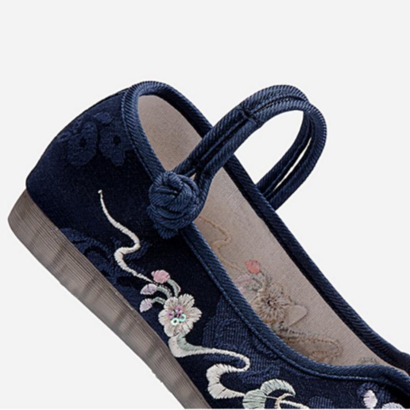 Old Beijing Cloth Shoes, Ancient Style Embroidery, Shallow Mouth, Breathable, Versatile Casual Shoes, Ethnic Style Embroidered Shoes