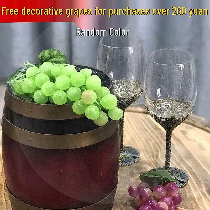 Дубовая винная бочка