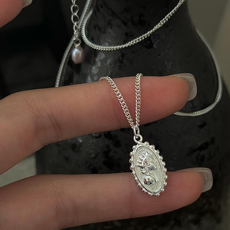S925 Sterling Silver Niche Design Sense Retro Portrait Simple Necklace Korean Style Fashionable Collarbone Chain