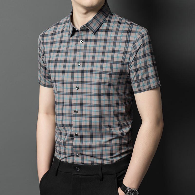 Men's Plaid Short-Sleeve Casual Shirt