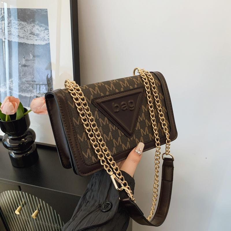 

Модная маленькая квадратная сумка с текстурой высокого класса, с буквенным принтом, женская, весенняя, легкая, роскошная, на цепочке, на одно плечо, подмышку, сумка-мессенджер, тренд