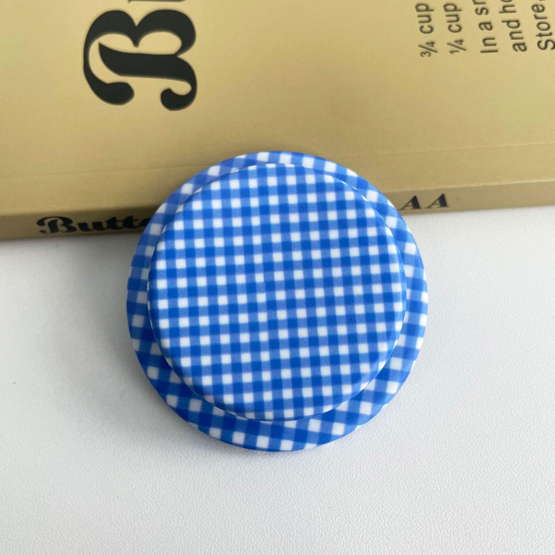 

**Creative Magnetic Film Grid Bracket: Super Strong, Retractable** Airbag Magnetic Bracket (OPP Bag Packaging)