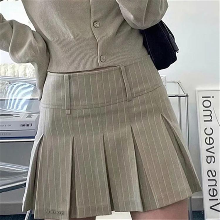 Jupe Courte Plissée Femme SWEPER - Taille Haute, Rayures Grises, Style Collégial - Mini-jupe Trapèze Avec Boutons Latéraux - Polyester Doux Et élastique