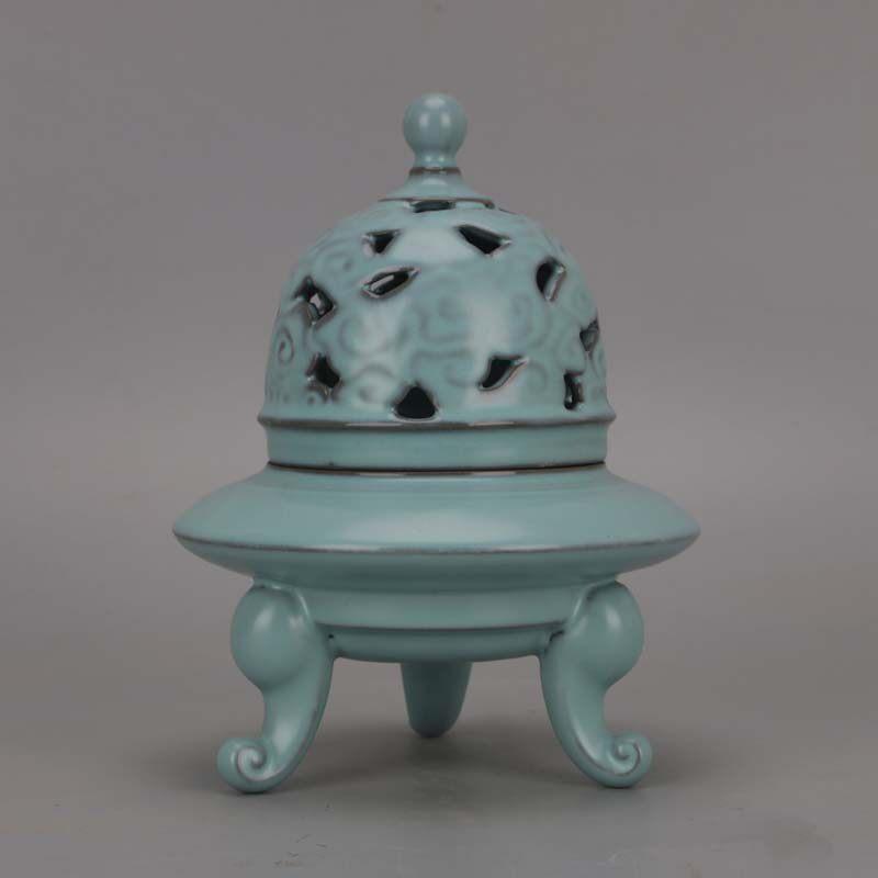 Song Dynasty Blue Glaze Openwork Tripod Incense Burner - Antique Imitation Porcelain Display