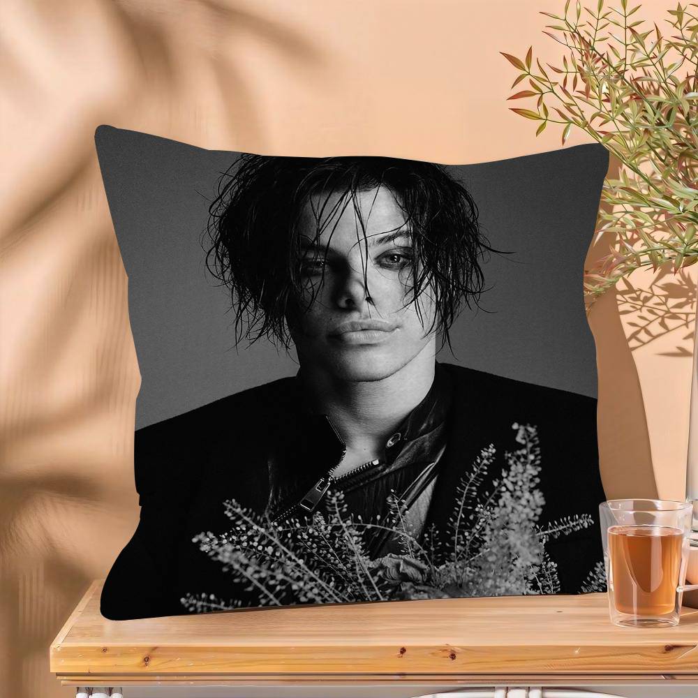Popular Music Singer YYungblud Maple Design Cushion Cover Happy Autumn Harvest decor Holiday Decorati Pillow Cover