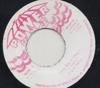 7inch Record HALF PINT - One Big Family NONE POWER HOUSE - Jamaica Reggae, Ska & Dub Used
