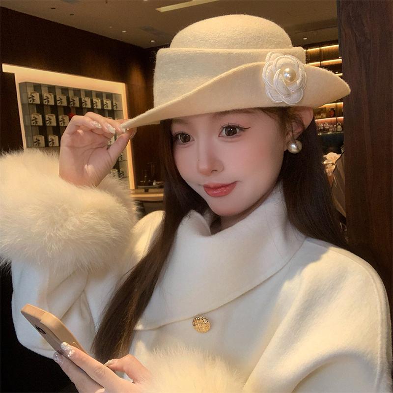 French Style Elegant Top Hat For Women In Autumn And Winter Beret Style Black Retro Fashion White Face Enhancing Small Hat