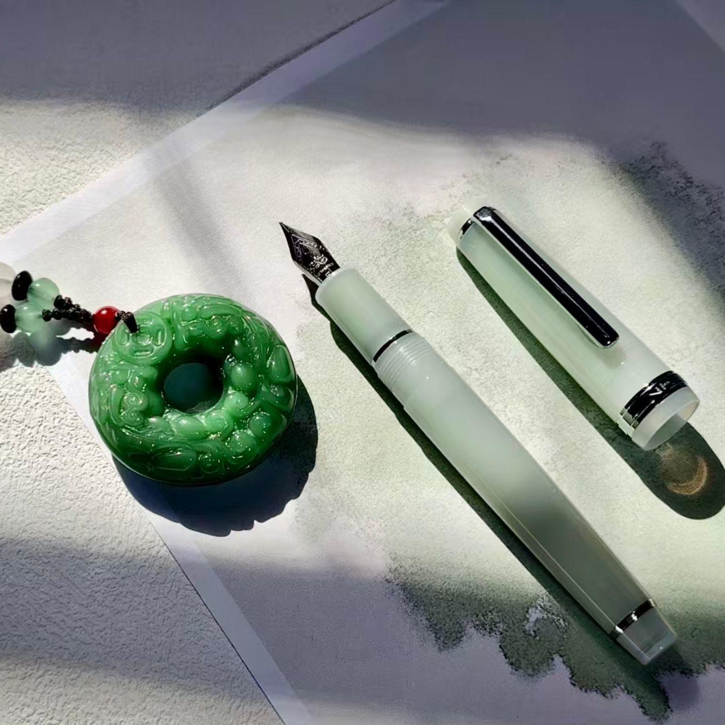 

Ограниченная серия «Цветы» 2026 года!!! JINHAO 82 Перьевая ручка EF/F/M Макаронный цвет Каллиграфическая ручка Школьные Офисные Принадлежности Канцелярские товары EF